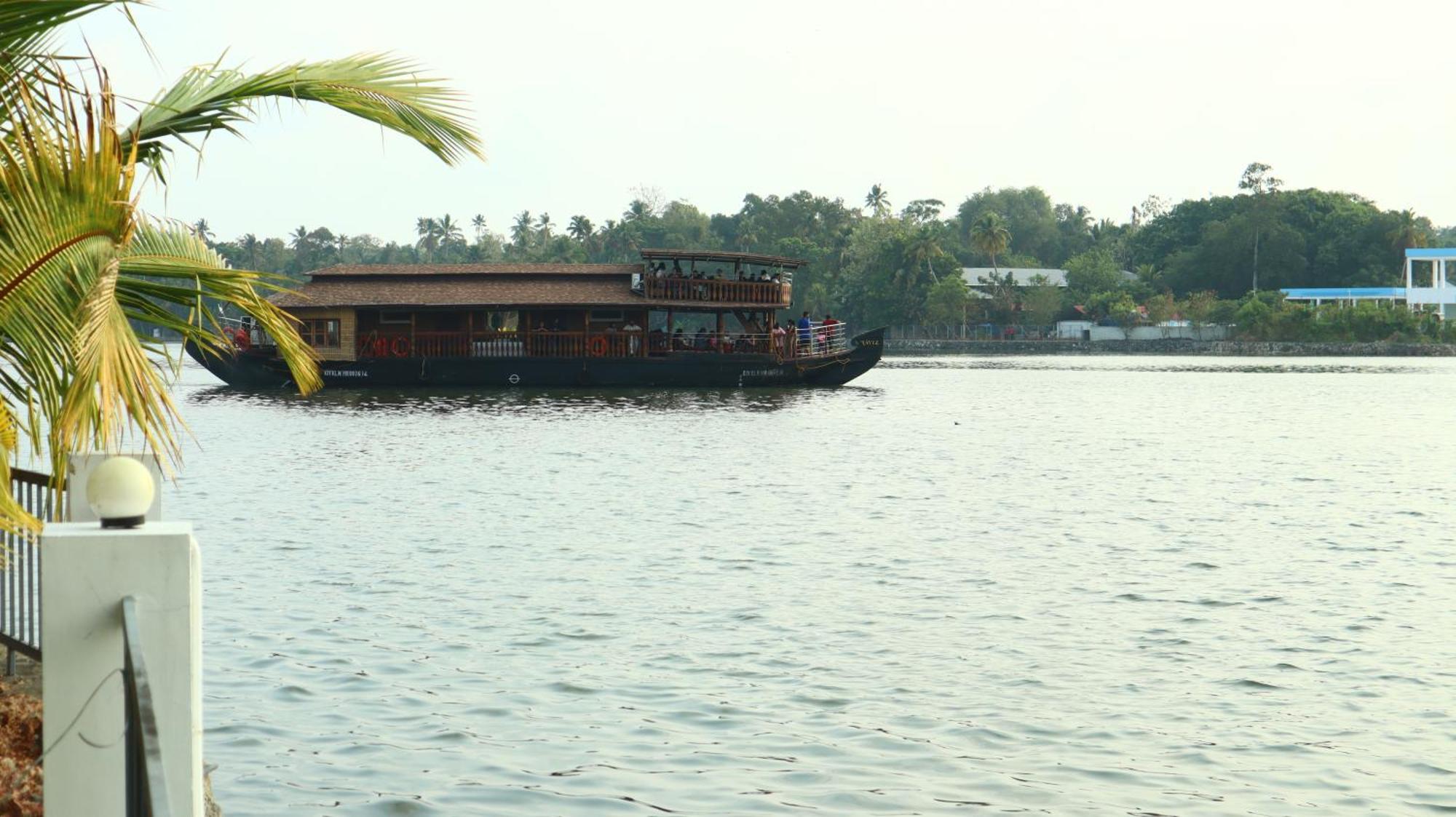Ripples Service Villas Kollam Εξωτερικό φωτογραφία